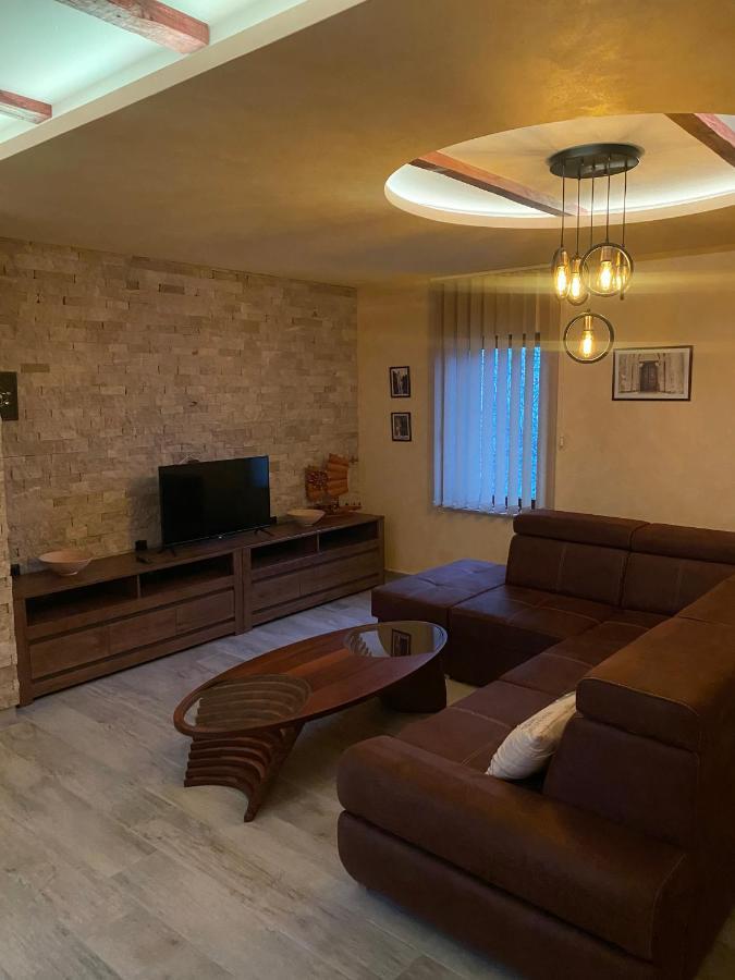 Motel Pizzeria Antic'S Лакташи Екстер'єр фото