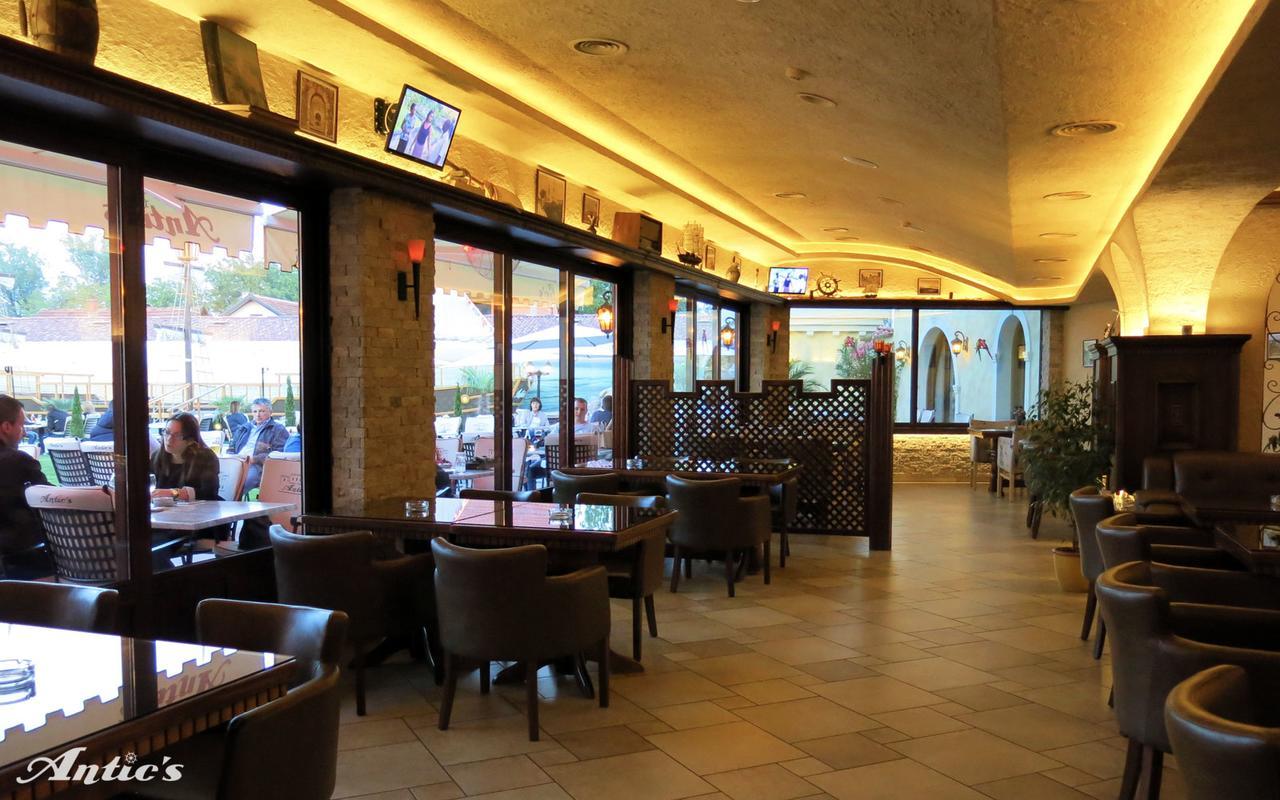Motel Pizzeria Antic'S Лакташи Екстер'єр фото